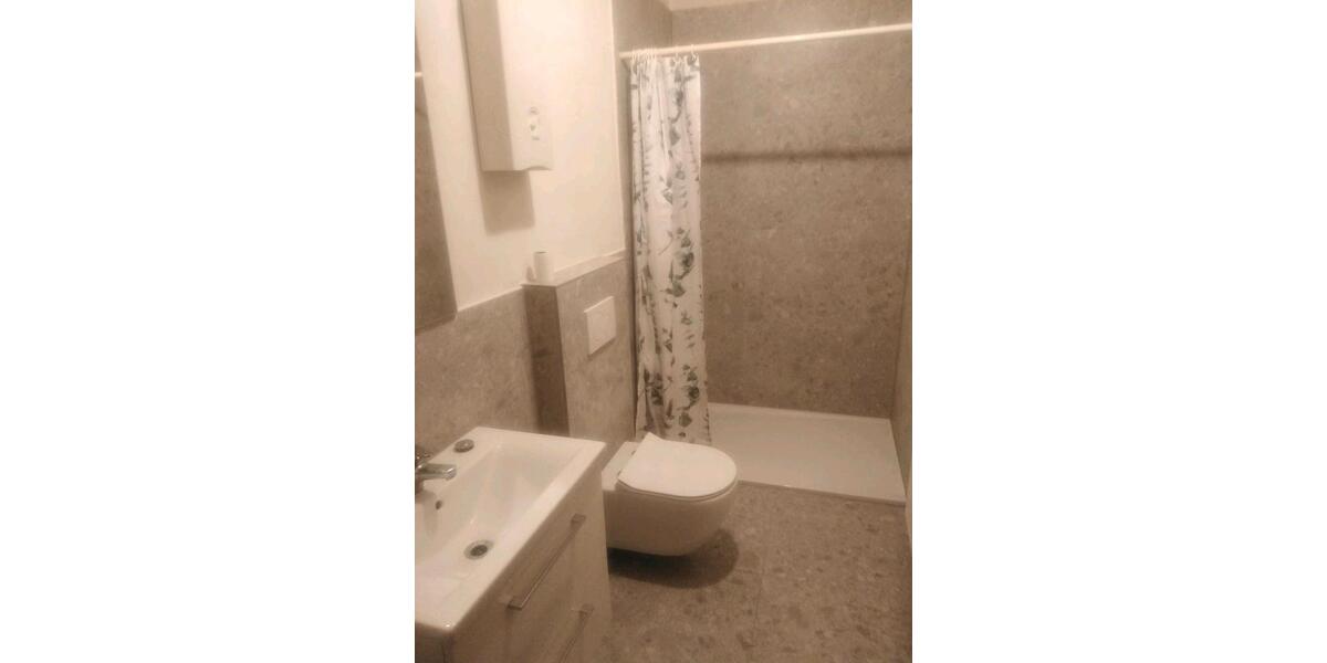 Etagenwohnung Düsseldorf Stadtbezirk 10 - 1 Zimmer, 30 m&sup2;, 510&euro; | Angebot:25931869