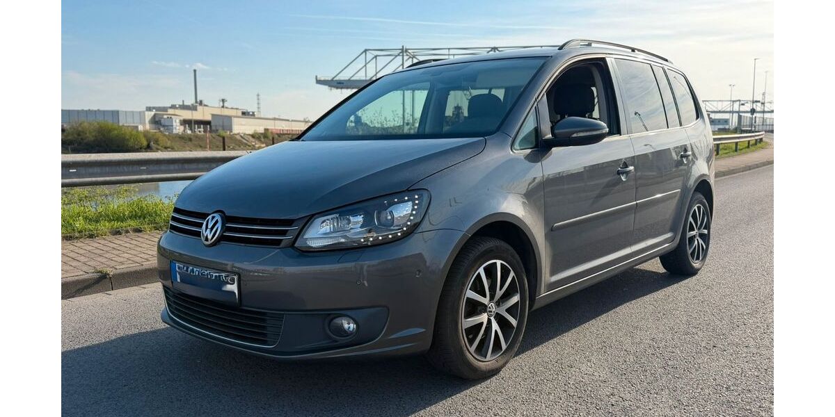 VW Touran 295.315 km 5.400 &euro; Duisburg 47138
