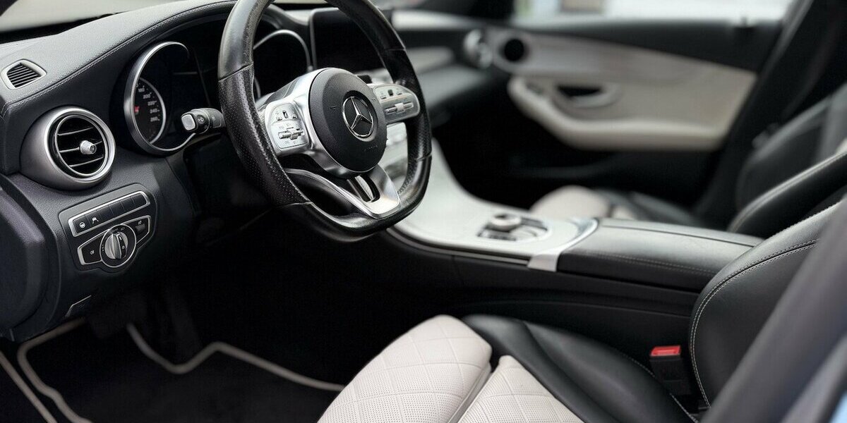 Mercedes-Benz C 220 Designo / AMG / LED / 360° Cam / Allrad 220.000 km 20.990 &euro; Mönchengladbach 41066