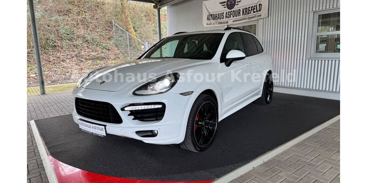 Porsche Cayenne 137.000 km 27.890 &euro; Krefeld 47805
