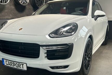 Porsche Cayenne 118.154 km 38.490 &euro; Krefeld 47800