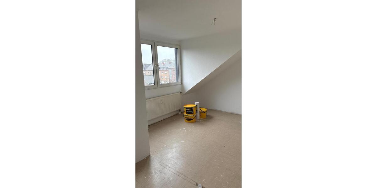 Dachgeschoßwohnung Mönchengladbach Süd - 2 Zimmer, 62 m&sup2;, 610&euro; | Angebot:25433285