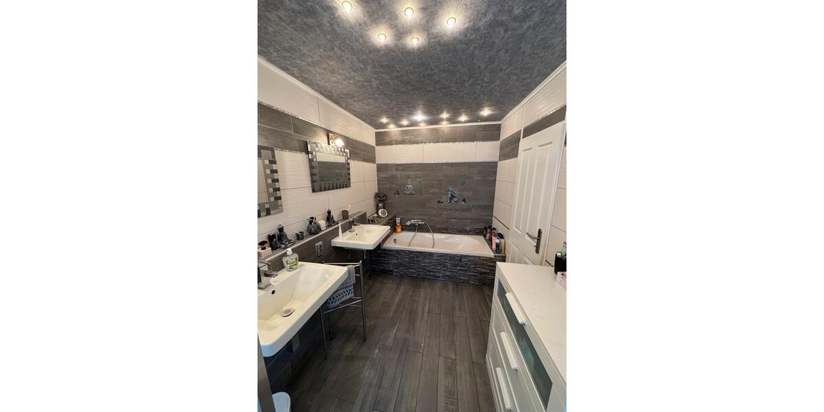 Reihenhaus Langenfeld (Rheinland) - 4 Zimmer, 109 m&sup2;, 559.000&euro; | Angebot:26050987