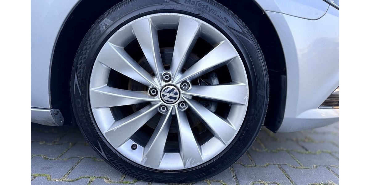 VW Passat CC Highline/Autom,/ Leder/PANO/5 Sitze 180.000 km 10.490 &euro; Mönchengladbach 41066