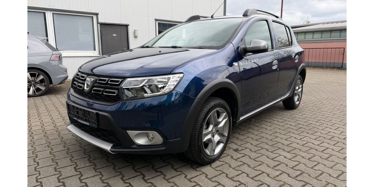 Dacia Sandero 33.400 km 7.999 &euro; Meerbusch 40668