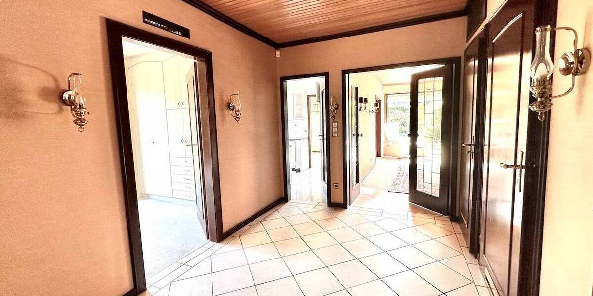 Bungalow Neuss Hoisten - 5 Zimmer, 107 m&sup2;, 449.000&euro; | Angebot:26641436
