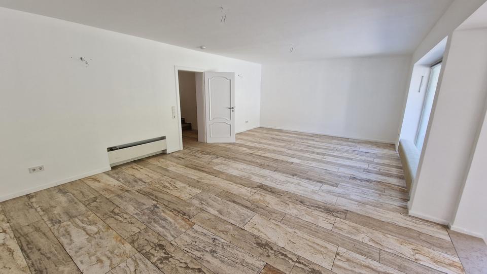 Einfamilienhaus Duisburg Rheinhausen - 5 Zimmer, 152 m&sup2;, 1.500&euro; | Angebot:26531305