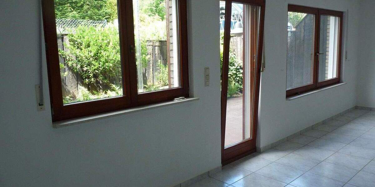 Mehrfamilienhaus, Wohnhaus Pulheim Stommeln - 6 Zimmer, 227 m&sup2;, 850.000&euro; | Angebot:25751158