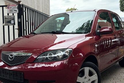 Mazda 2 125.000 km 2.990 &euro; Duisburg 47166