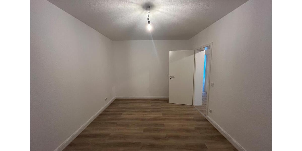 Etagenwohnung Oberhausen - 2 Zimmer, 66 m&sup2;, 700&euro; | Angebot:24409994