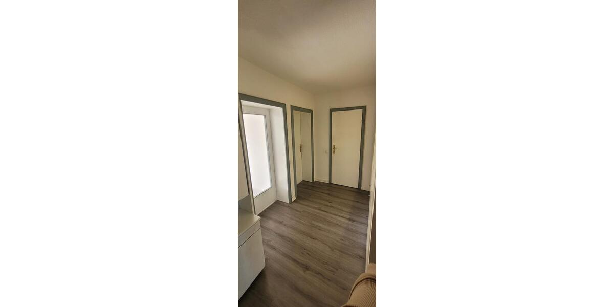 Etagenwohnung Ratingen Lintorf - 2 Zimmer, 66 m&sup2;, 200.000&euro; | Angebot:25653947