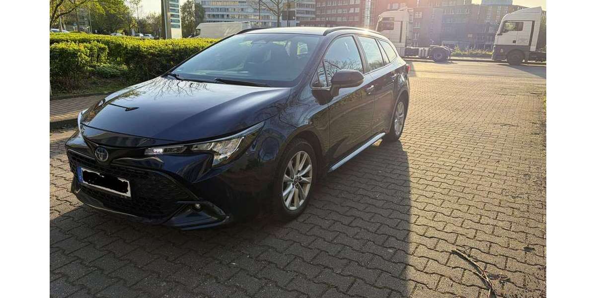 Toyota Corolla 182.000 km 15.000 &euro; Neuss, Stadt 41460