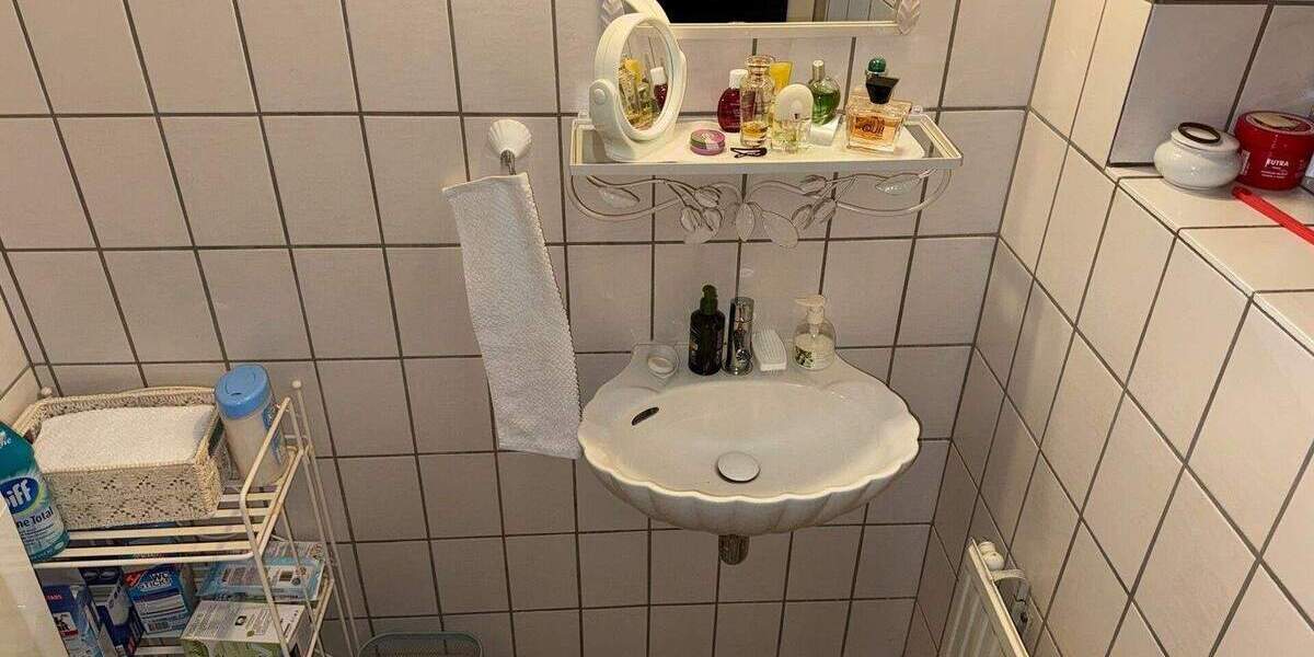 Doppelhaushälfte Krefeld Inrath/Kliedbruch - 4 Zimmer, 126 m&sup2;, 378.000&euro; | Angebot:25697195