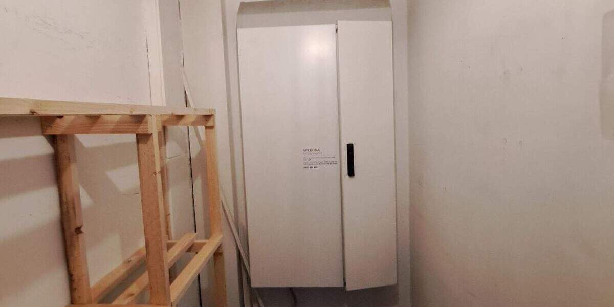 Gewerbeobjekt Duisburg Untermeiderich - 6 Zimmer, 380 m&sup2;, 3.200&euro; | Angebot:25799436