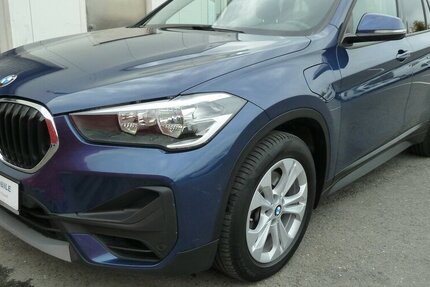 BMW X1 25e X drive Steptronic Navi Head up E-Sitze 154.000 km 16.900 &euro; Ratingen 40885