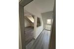 Dachgeschoßwohnung Duisburg Essenberg - 3 Zimmer, 70 m&sup2;, 490&euro; | Angebot:26598026