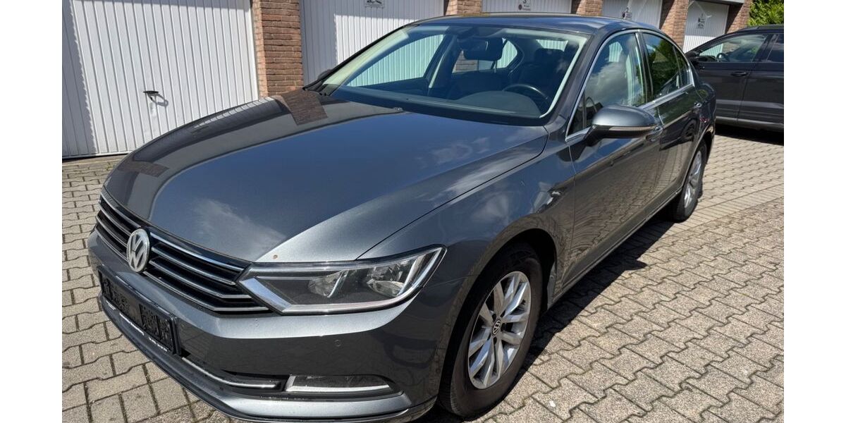 VW Passat 271.000 km 7.990 &euro; Neuss 41462