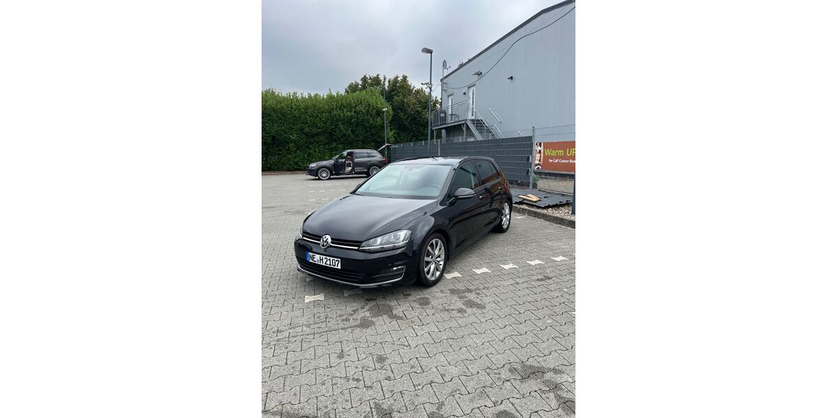 VW Golf 89.000 km 13.000 &euro; Rommerskirchen 41569