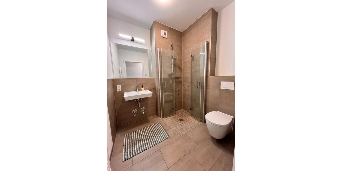 Etagenwohnung Düsseldorf Pempelfort - 3 Zimmer, 87 m&sup2;, 1.388&euro; | Angebot:26506488