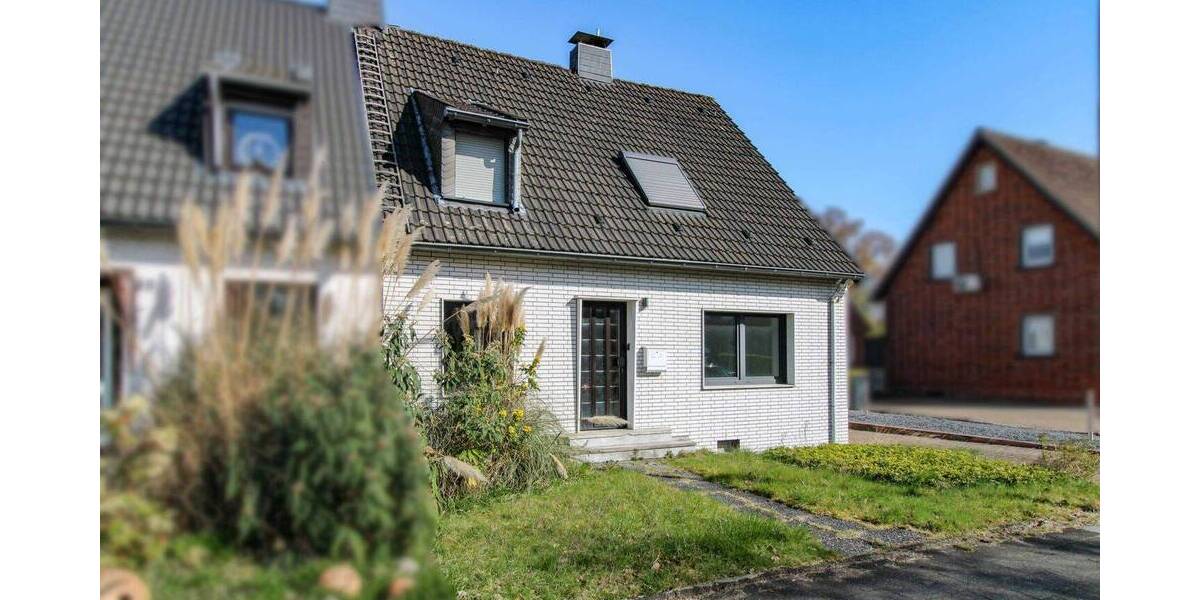 Einfamilienhaus Neukirchen-Vluyn Vluyn - 4 Zimmer, 335.980&euro; | Angebot:26658311