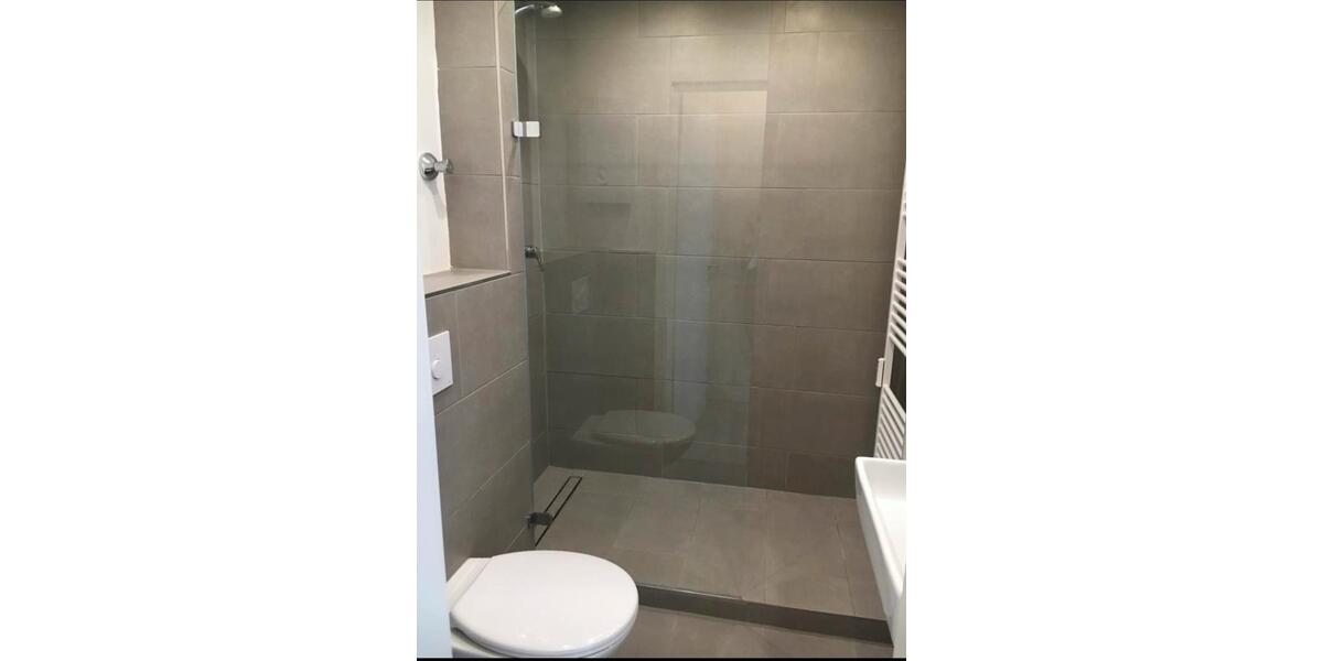 Hochparterre Düsseldorf Stadtbezirk 3 - 1 Zimmer, 26 m&sup2;, 1.090&euro; | Angebot:25960305