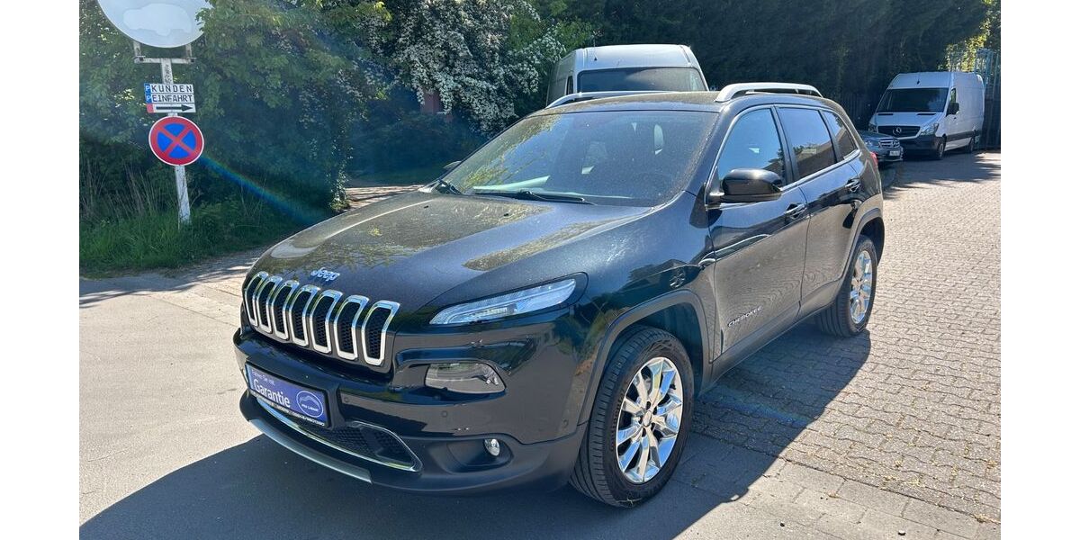 Jeep Cherokee 163.394 km 9.400 &euro; Moers 47447