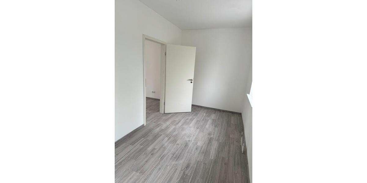 Reihenhaus Viersen Sittard - 5 Zimmer, 148 m&sup2;, 1.700&euro; | Angebot:26547236