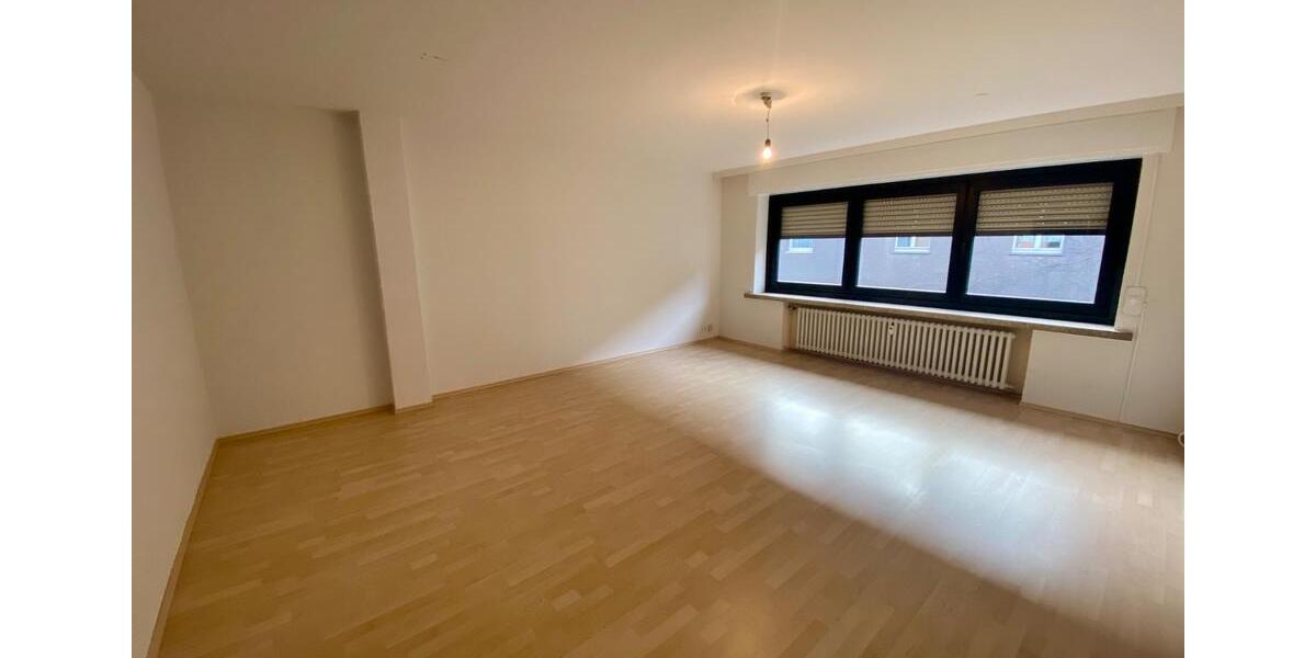 Etagenwohnung Krefeld Cracau - 2 Zimmer, 71 m&sup2;, 530&euro; | Angebot:25439100