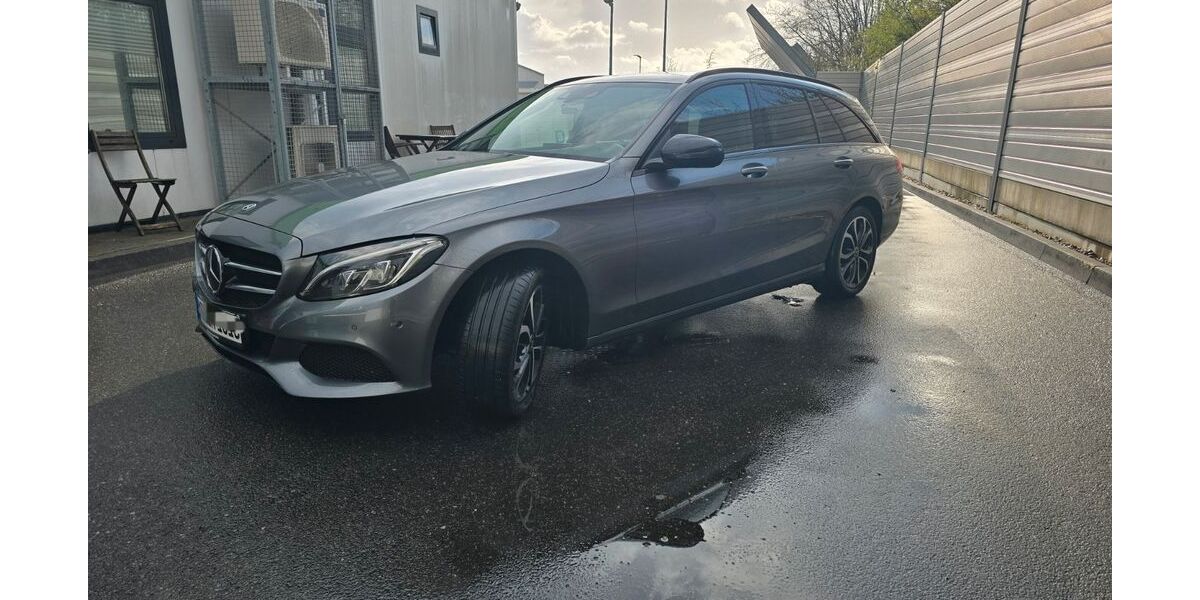 Mercedes-Benz C 220 223.000 km 13.999 &euro; Velbert 42549