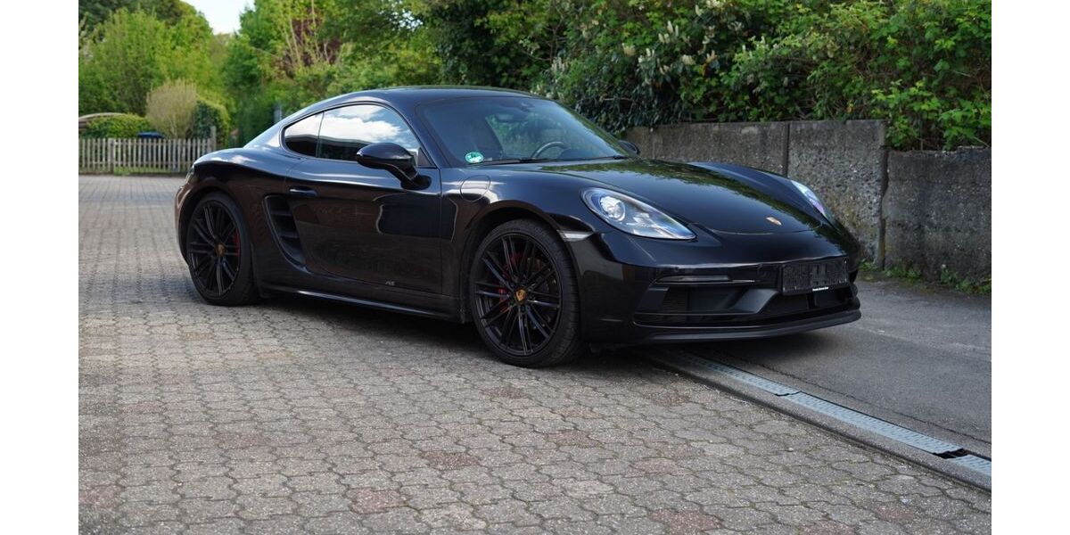 Porsche Cayman 108.500 km 66.300 &euro; Krefeld 47802