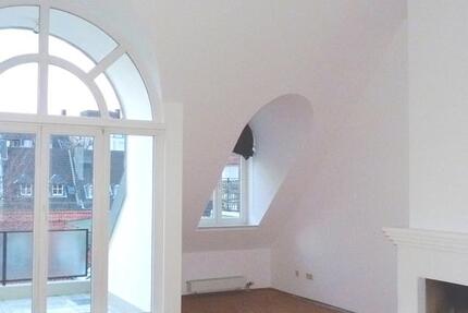 Wohnung Düsseldorf - 2 Zimmer, 71 m&sup2;, 1.600&euro; | Angebot:24827333