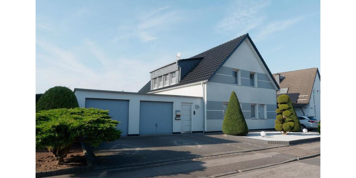 Einfamilienhaus Mönchengladbach Süd - 7 Zimmer, 243 m&sup2;, 634.000&euro; | Angebot:26014497