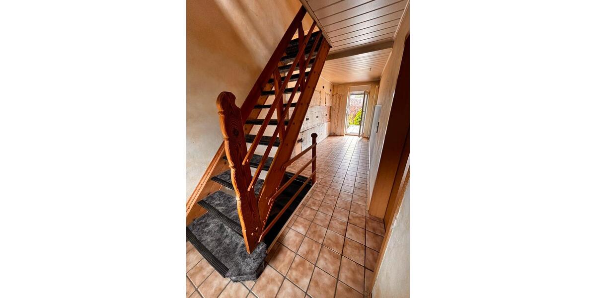 Reihenhaus Duisburg Hochheide - 3 Zimmer, 80 m&sup2;, 235.000&euro; | Angebot:26766270