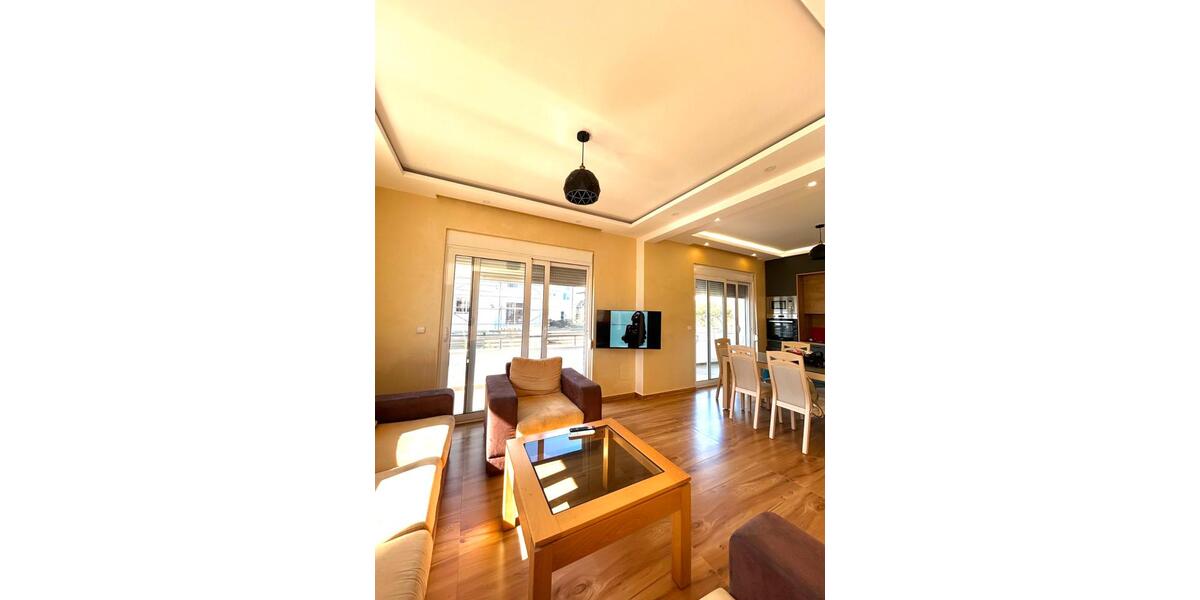 Villa Mönchengladbach Nord - 5 Zimmer, 168 m&sup2;, 199.000&euro; | Angebot:25986650