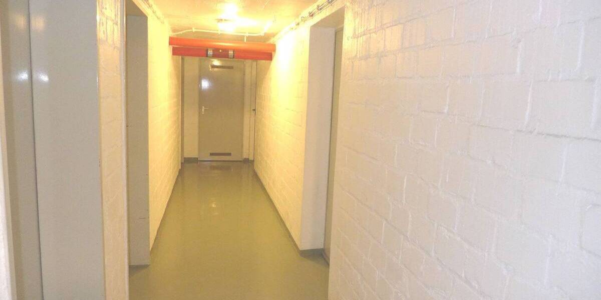 Etagenwohnung Krefeld Cracau - 6 Zimmer, 193 m&sup2;, 379.000&euro; | Angebot:25686084