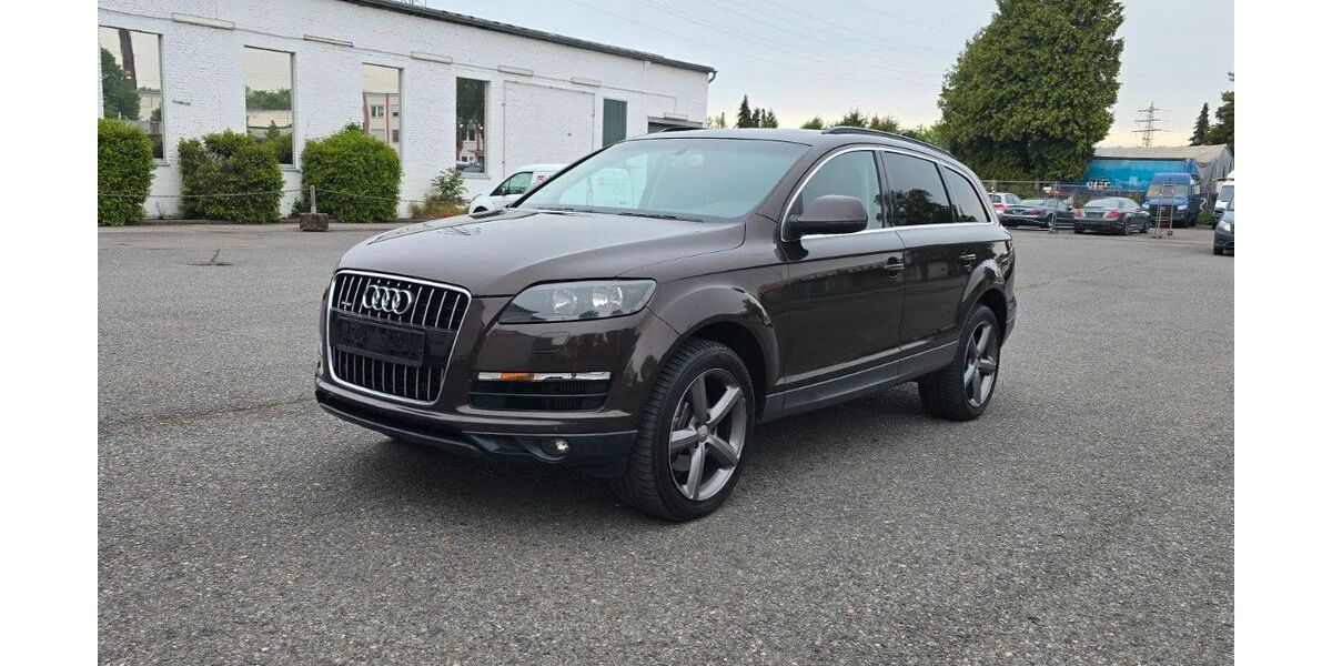 Audi Q7 374.000 km 8.190 &euro; Düsseldorf - Bezirk 8 40231