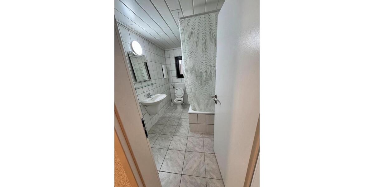 Reihenhaus Nettetal - 7 Zimmer, 180 m&sup2;, 249.000&euro; | Angebot:26959699