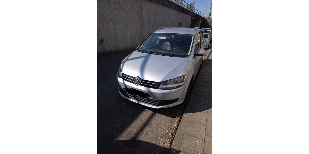 VW Sharan 233.000 km 9.000 &euro; Mönchengladbach 41061