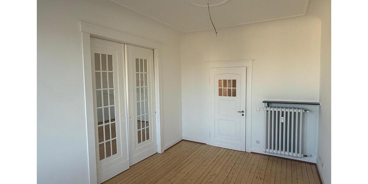 Etagenwohnung Duisburg - 4 Zimmer, 120 m&sup2;, 349.000&euro; | Angebot:26794303