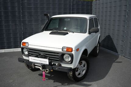 Lada Taiga 101.554 km 10.999 &euro; Dormagen 41539