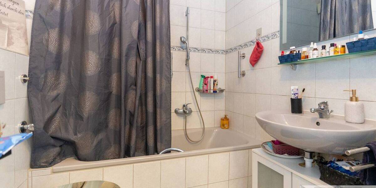 Mehrfamilienhaus, Wohnhaus Neuss Furth-Süd - 1 Zimmer, 220 m&sup2;, 799.000&euro; | Angebot:26029914