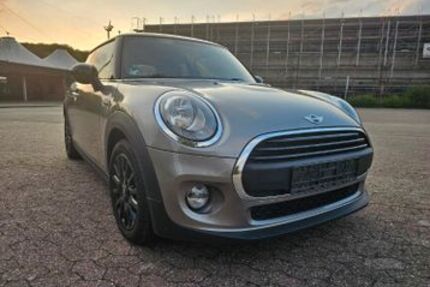 Mini ONE 106.000 km 8.400 &euro; Nettetal 41334
