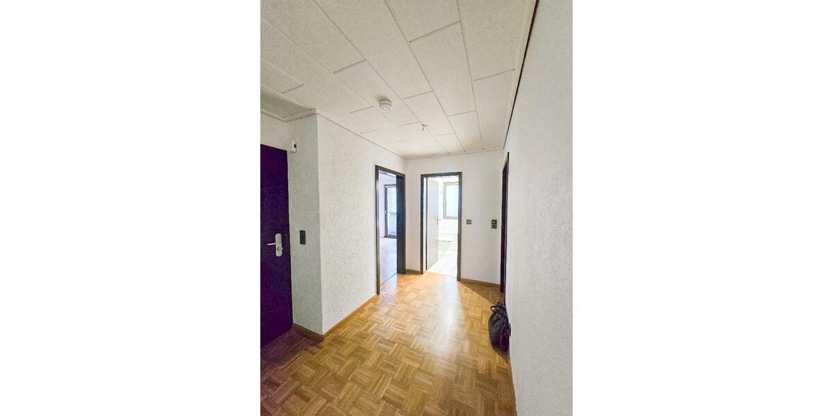 Etagenwohnung Duisburg Hamborn - 2.5 Zimmer, 96 m&sup2;, 780&euro; | Angebot:25918597