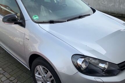 VW Golf 131.000 km 7.400 &euro; Langenfeld 40764