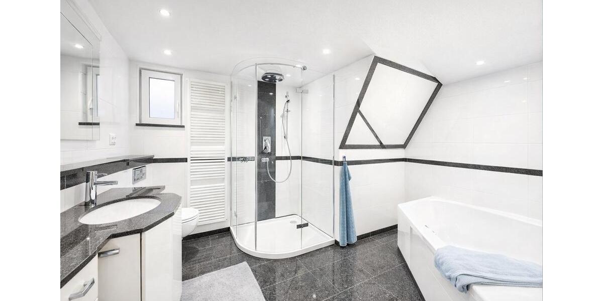 Einfamilienhaus Monheim am Rhein - 7 Zimmer, 250 m&sup2;, 939.000&euro; | Angebot:25440841