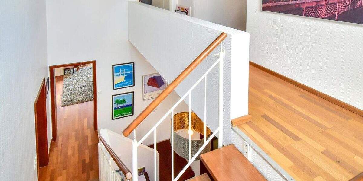 Einfamilienhaus Duisburg / Huckingen Huckingen - 7 Zimmer, 243 m&sup2;, 999.000&euro; | Angebot:25741652