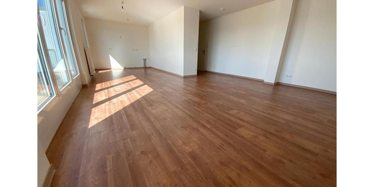 Dachgeschoßwohnung Meerbusch - 3 Zimmer, 99 m&sup2;, 1.315&euro; | Angebot:26235355