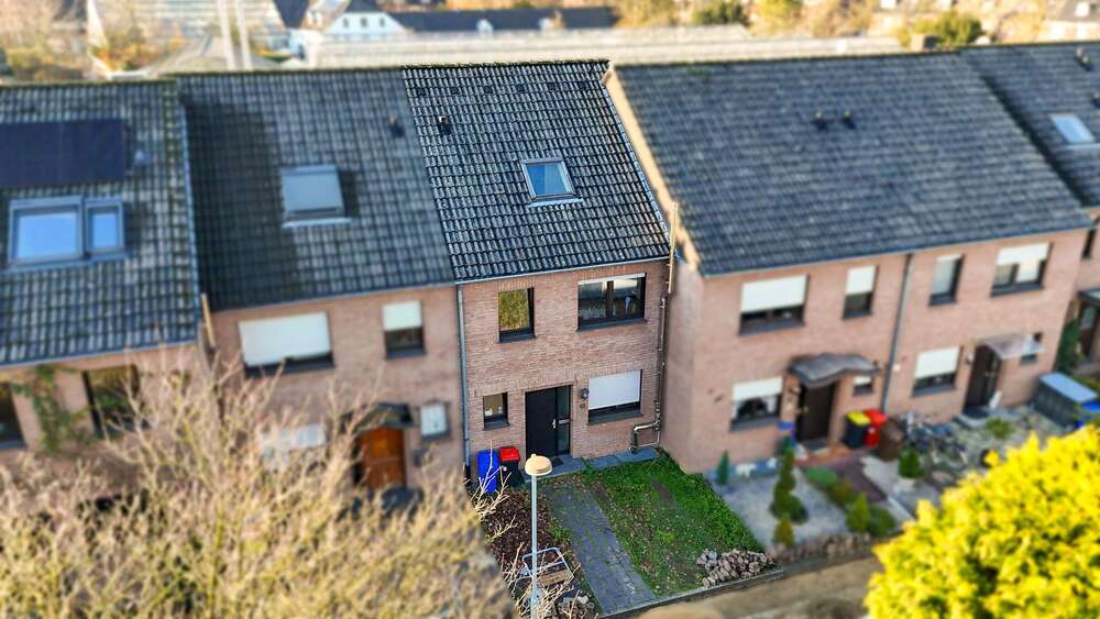 Einfamilienhaus Krefeld Benrad - 6.5 Zimmer, 136 m&sup2;, 415.000&euro; | Angebot:25904648