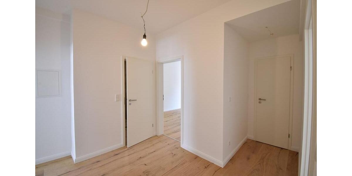 Etagenwohnung Düsseldorf Heerdt - 2 Zimmer, 93 m&sup2;, 1.795&euro; | Angebot:23214032