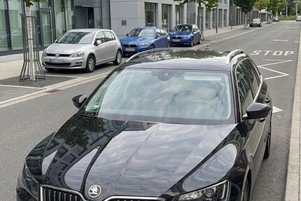 Skoda Superb 180.000 km 12.900 &euro; Oberhausen 46145